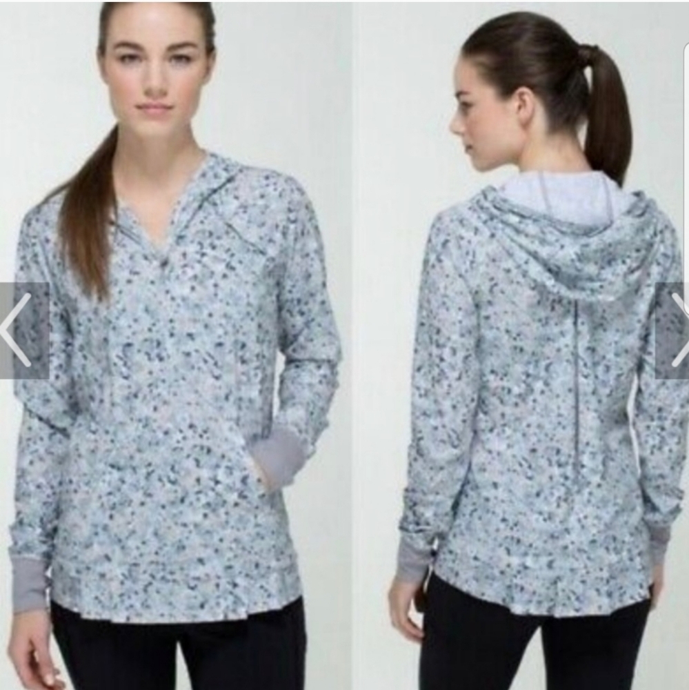 Lululemon Lightened Up Pullover Not So Petite Fleur Sliver Spoon, Size 6